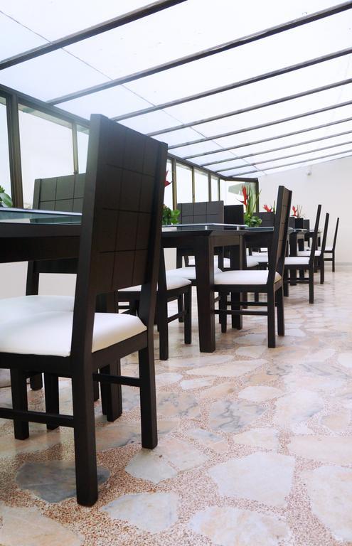 Hotel Airport Travel Bogota Exterior photo